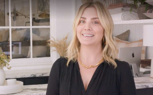Amber Lewis Net Worth