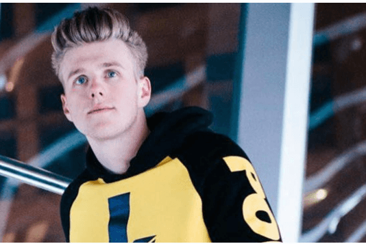 Lachlan Power Net Worth